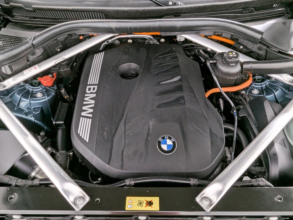 Certified 2024 BMW X5 xDrive50e w/ Premium Package AWD/4WD image 51