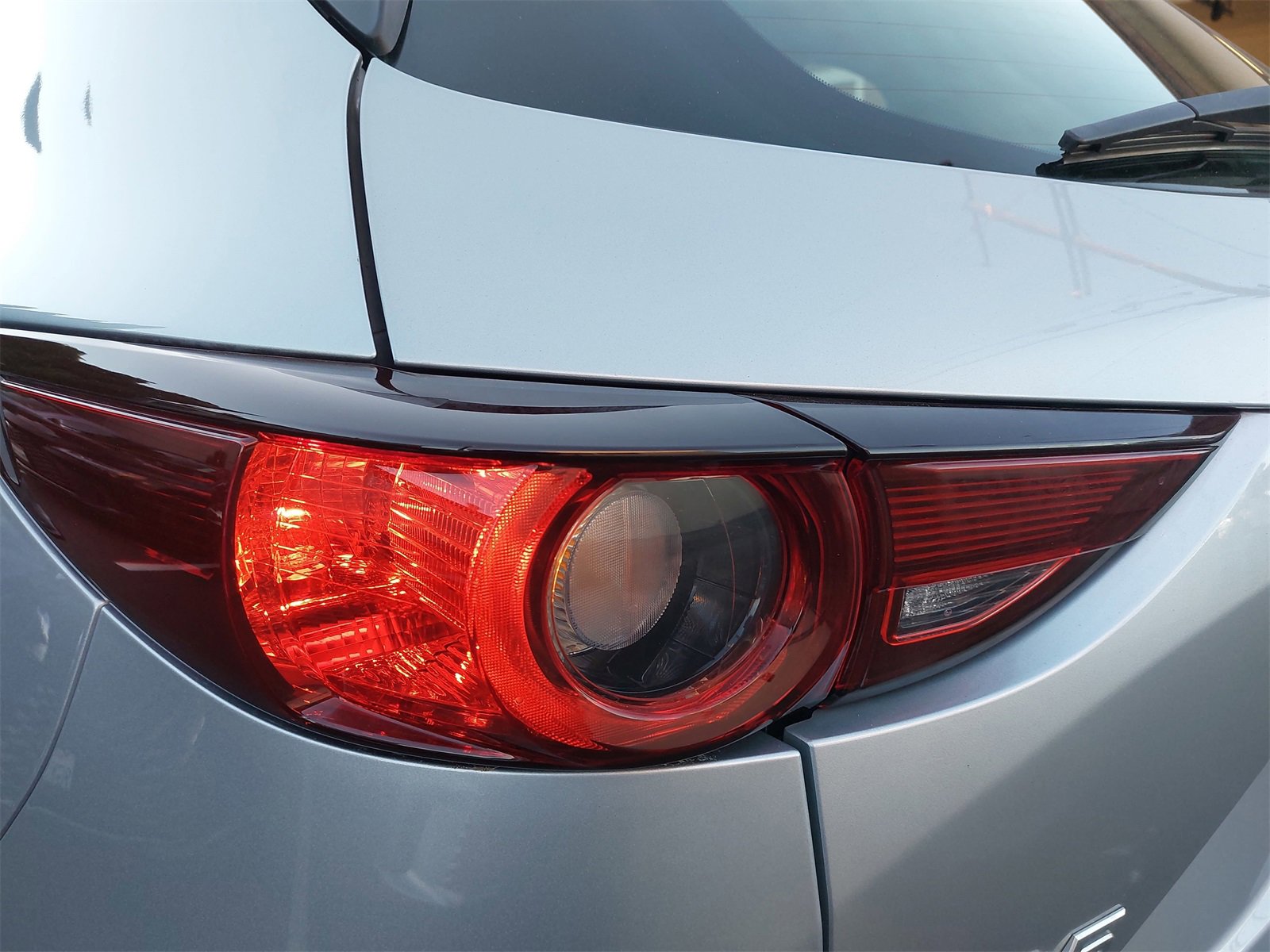 Used 2018 MAZDA CX-5 Sport image 37