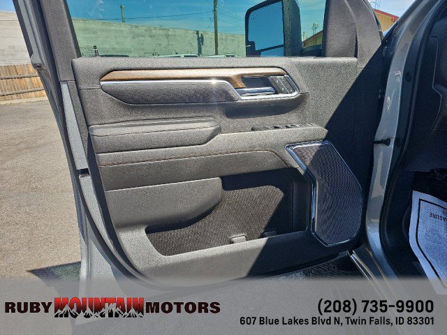 Used 2024 Chevrolet Silverado 3500 High Country w/ High Country Premium Package AWD/4WD image 11