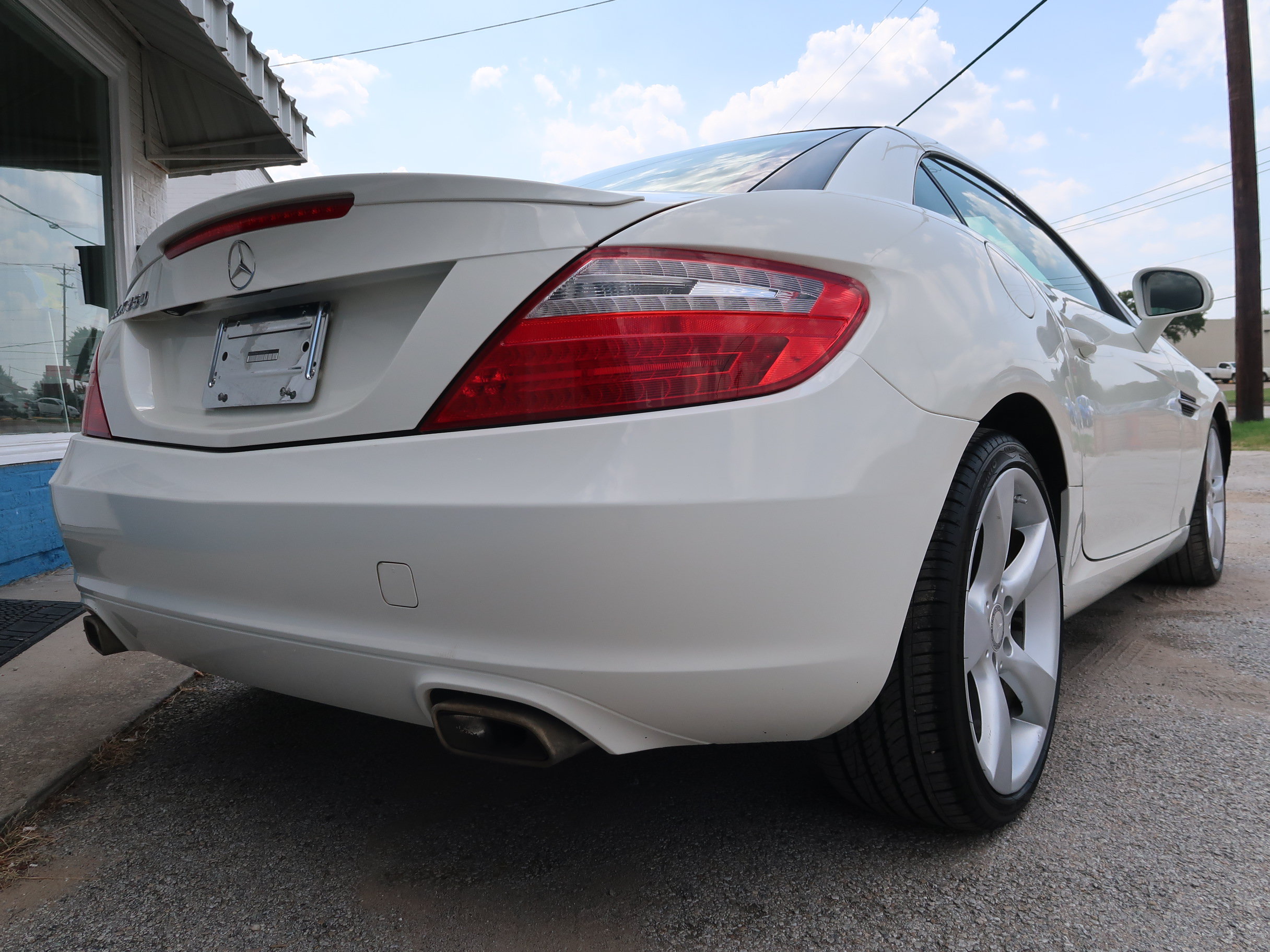 Used 2012 Mercedes-Benz SLK 350 image 8
