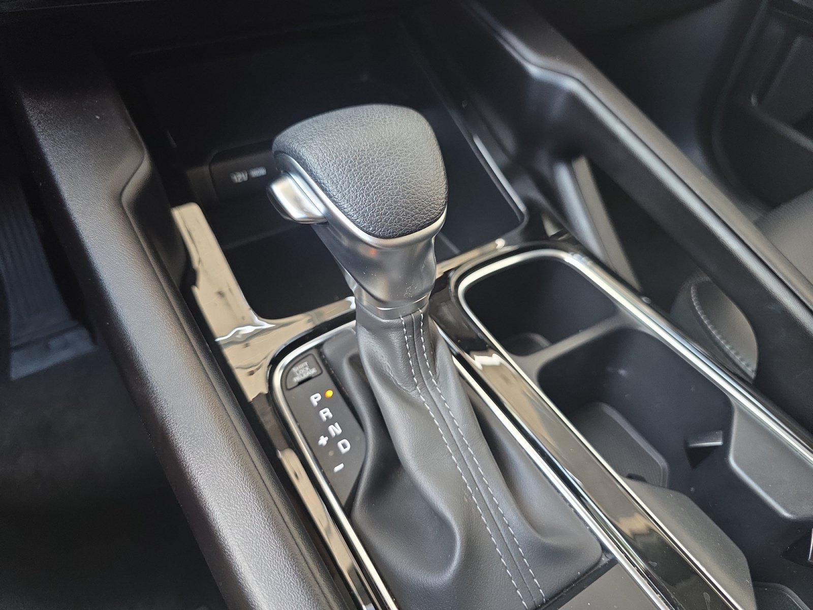 Certified 2024 Kia Telluride LX FWD image 19