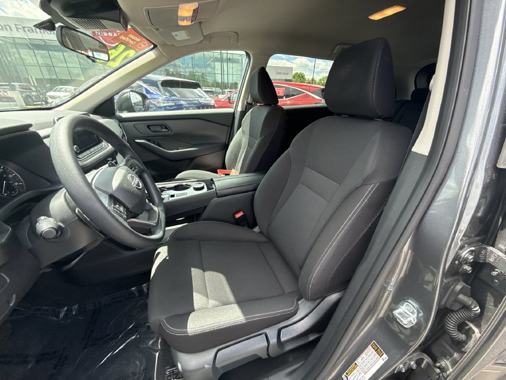 Used 2026 Nissan Rogue S AWD/4WD image 11