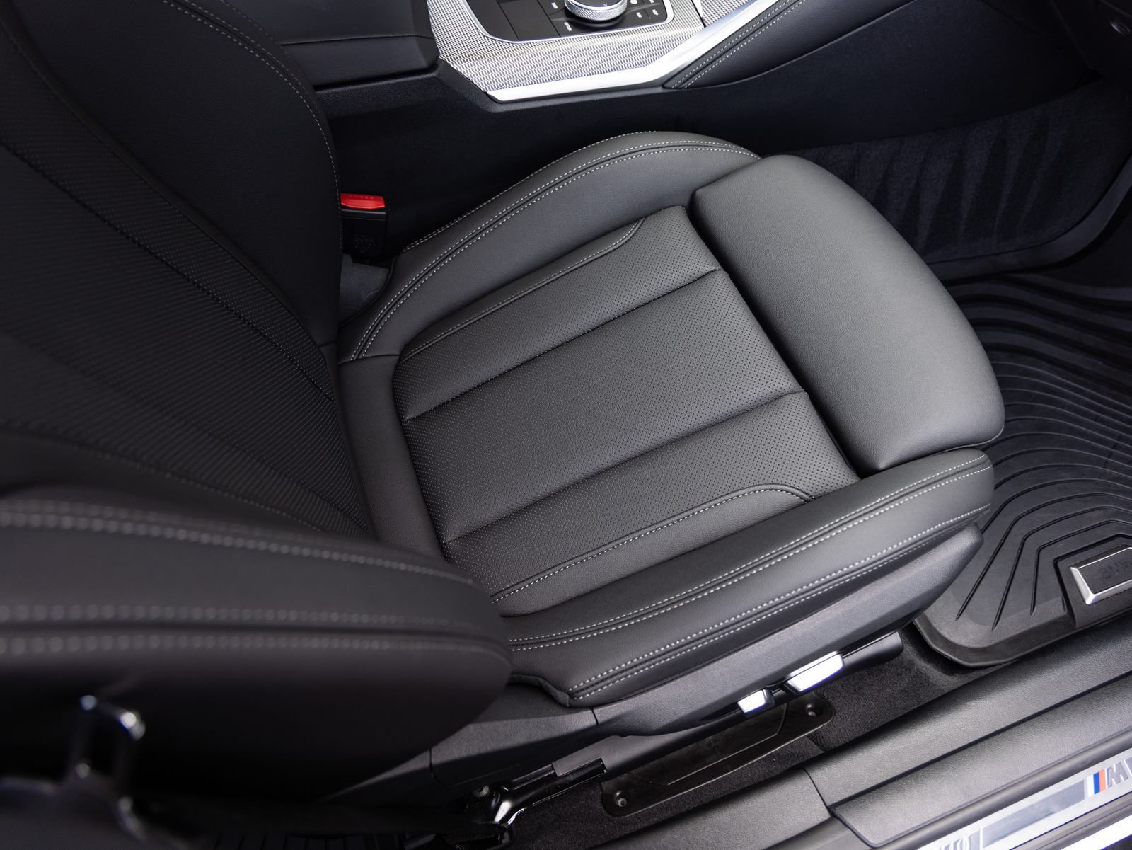 Used 2023 BMW M440i Gran Coupe w/ Premium Package RWD image 32