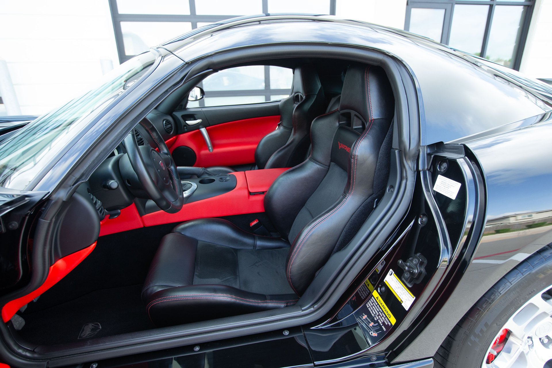 Used 2008 Dodge Viper SRT-10 RWD image 4