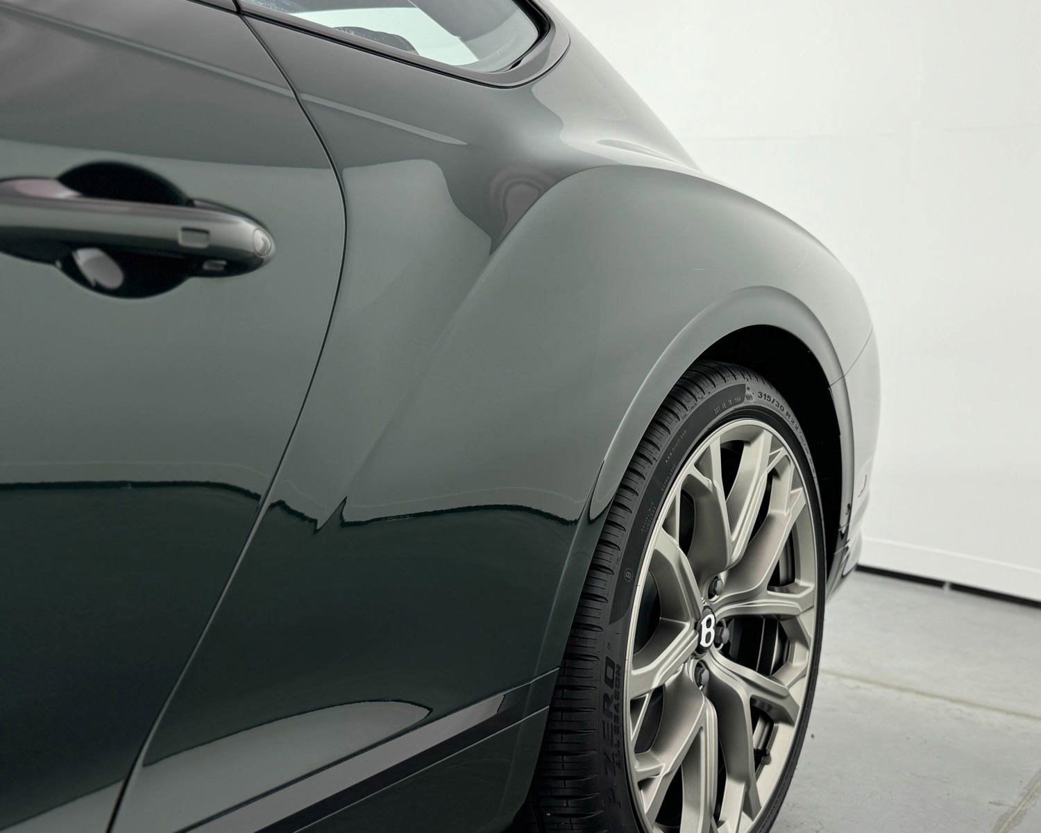 Used 2024 Bentley Continental GT S image 43