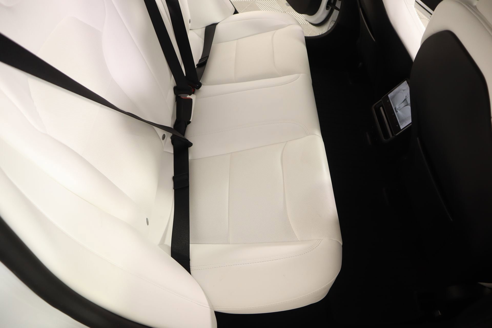 Used 2025 Tesla Model 3 Long Range image 12