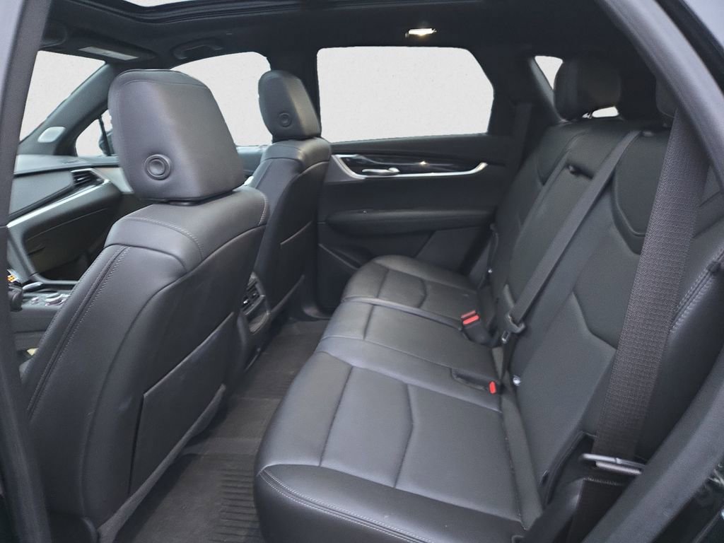 Certified 2023 Cadillac XT5 Premium Luxury image 16