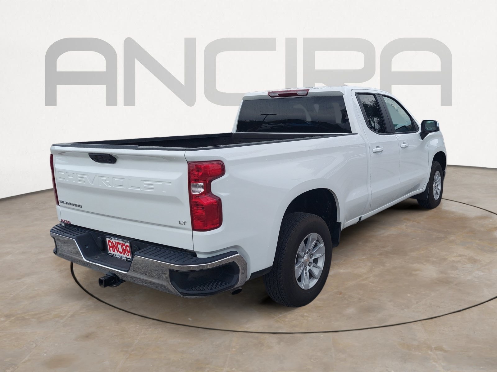 Used 2025 Chevrolet Silverado 1500 LT RWD image 10