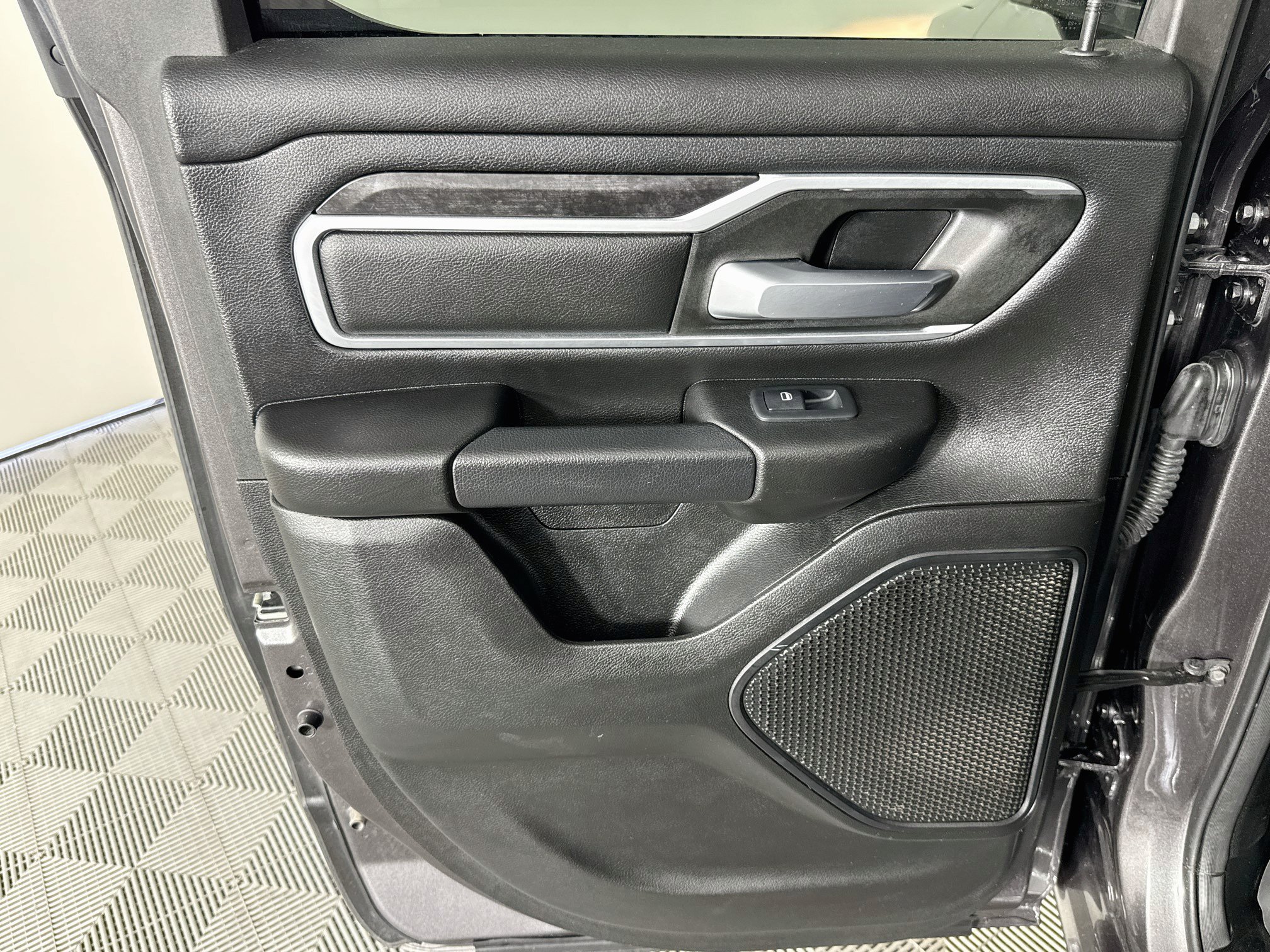 Used 2023 RAM 1500 Big Horn RWD image 24