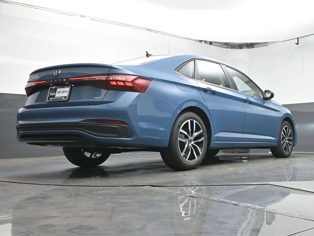New 2026 Volkswagen Jetta SE FWD image 35