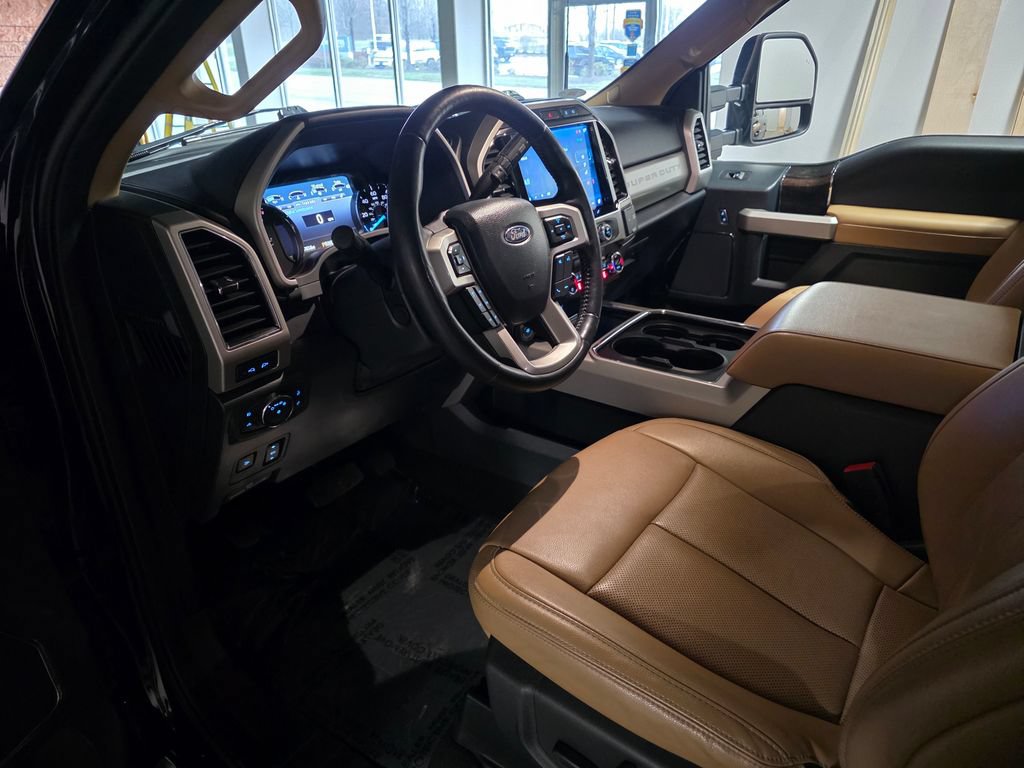 Used 2022 Ford F250 Lariat w/ Lariat Ultimate Package AWD/4WD image 11