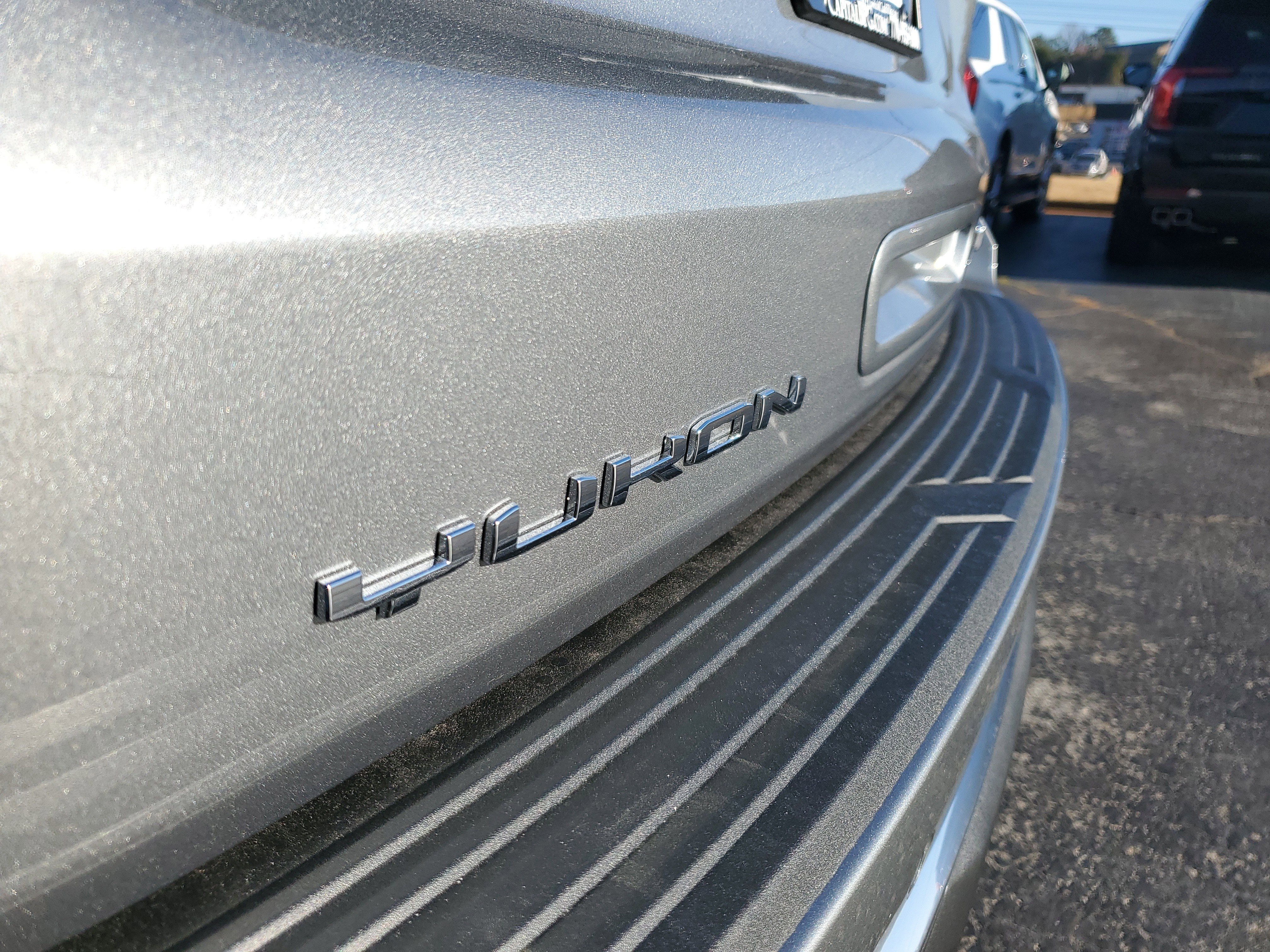 New 2026 GMC Yukon Denali w/ Sun & Power Step Package image 6