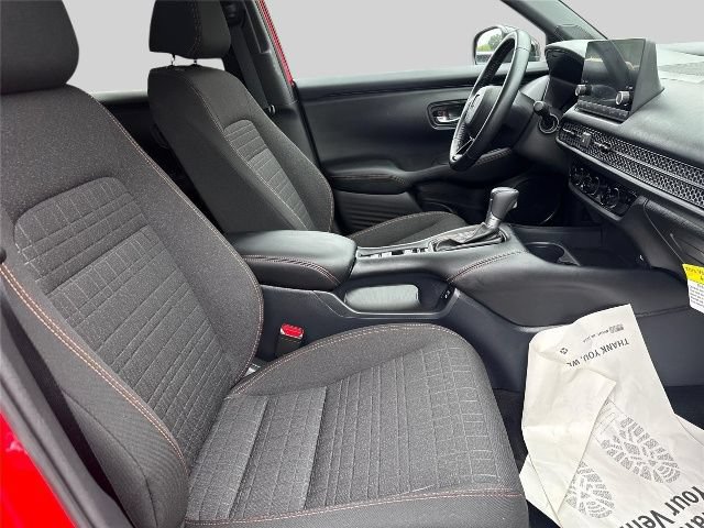 Certified 2025 Honda HR-V Sport image 24