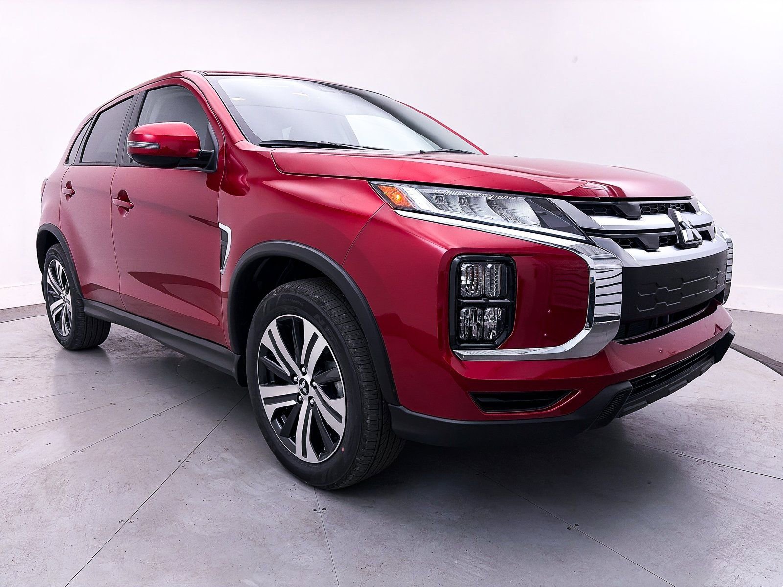 New 2026 Mitsubishi Outlander Sport SE image 1