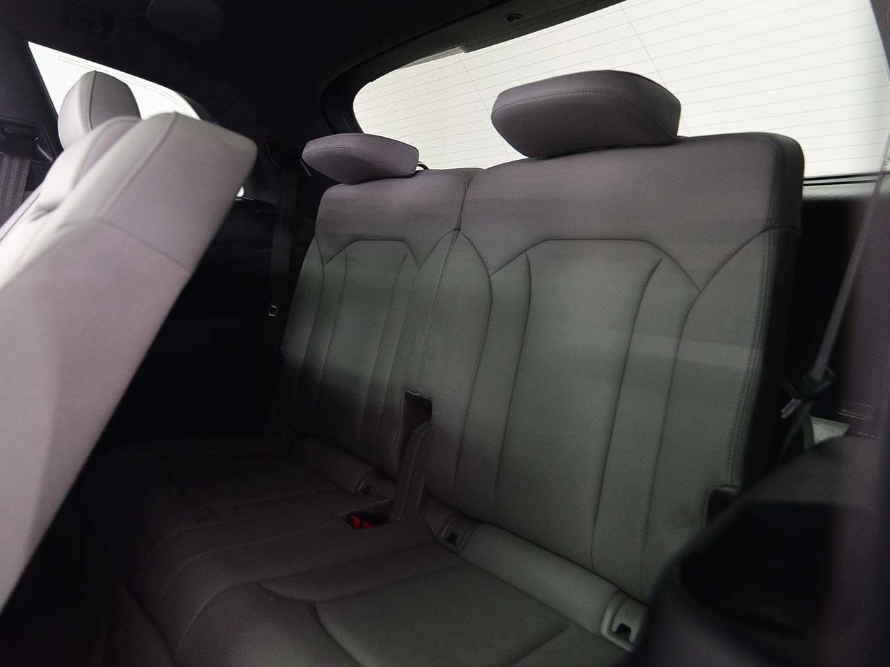 Used 2020 Audi Q7 3.0T Premium Plus w/ Premium Plus Package AWD/4WD image 12