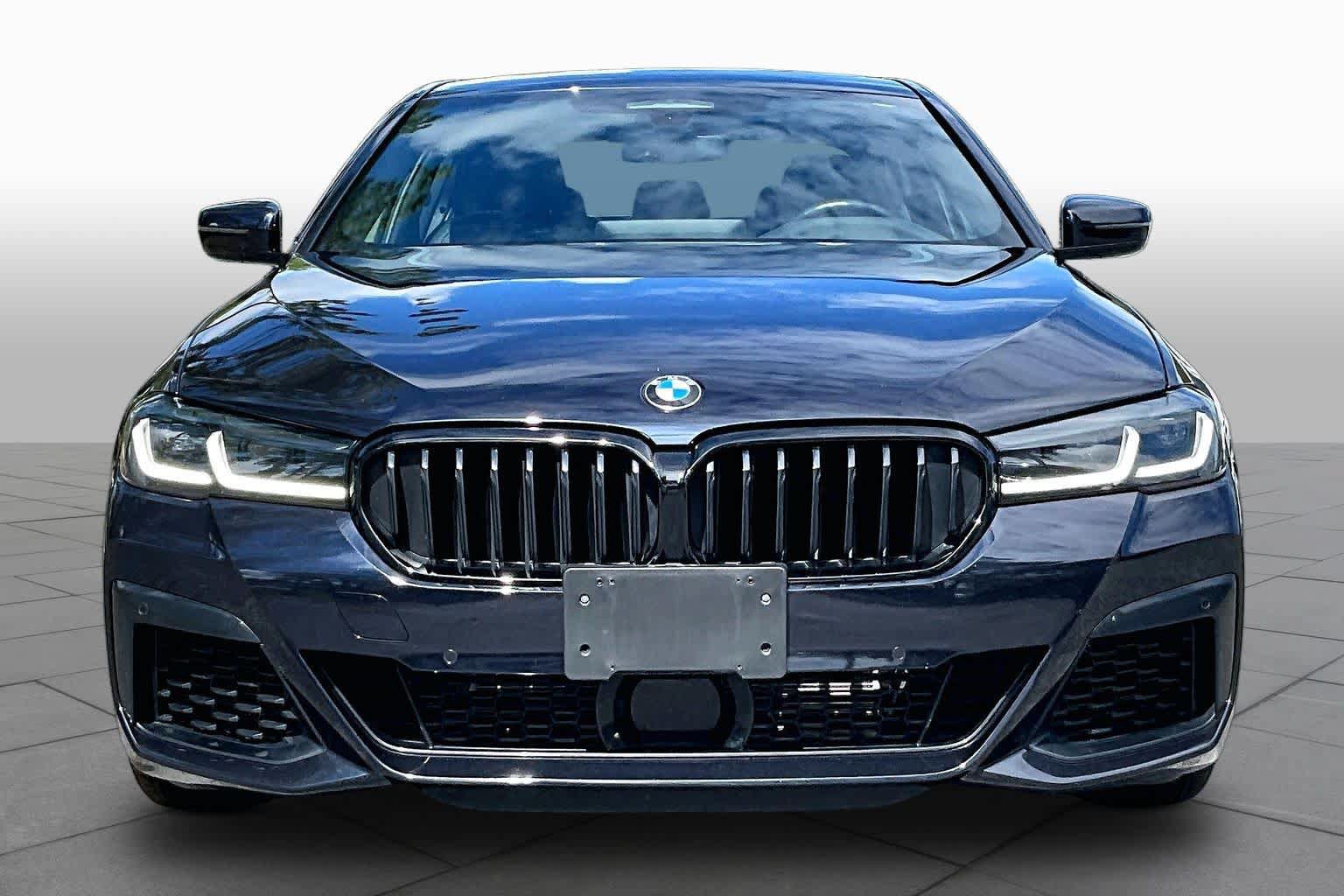 Used 2023 BMW 540i xDrive w/ Executive Package AWD/4WD image 4