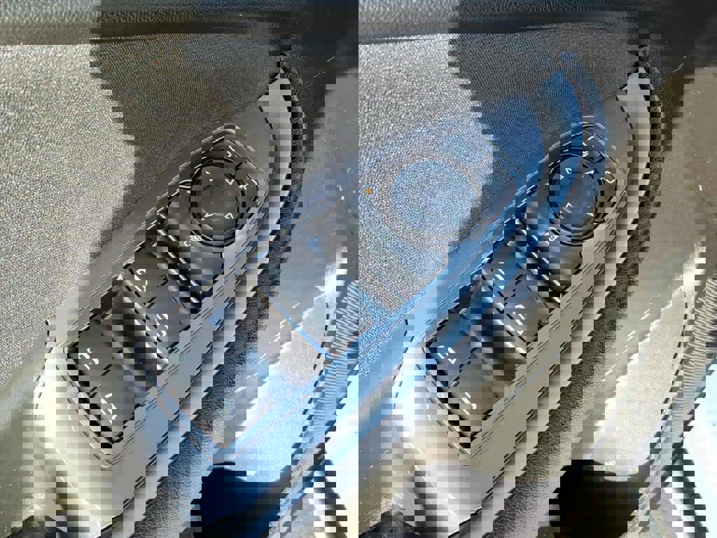 Used 2024 Chevrolet Malibu LS image 12