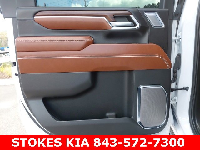 Used 2024 GMC Sierra 3500 Denali Ultimate image 28
