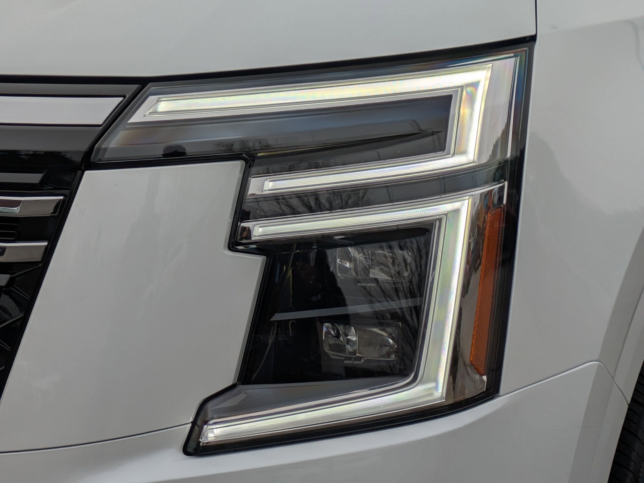 Used 2025 Nissan Armada Platinum Reserve image 7