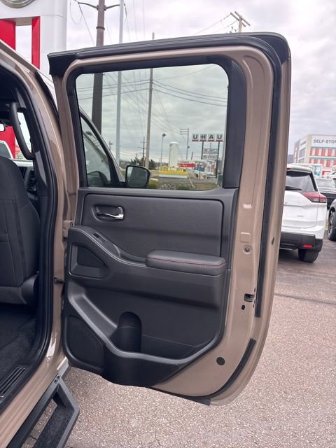 Certified 2023 Nissan Frontier PRO-4X w/ Pro Convenience Package image 19