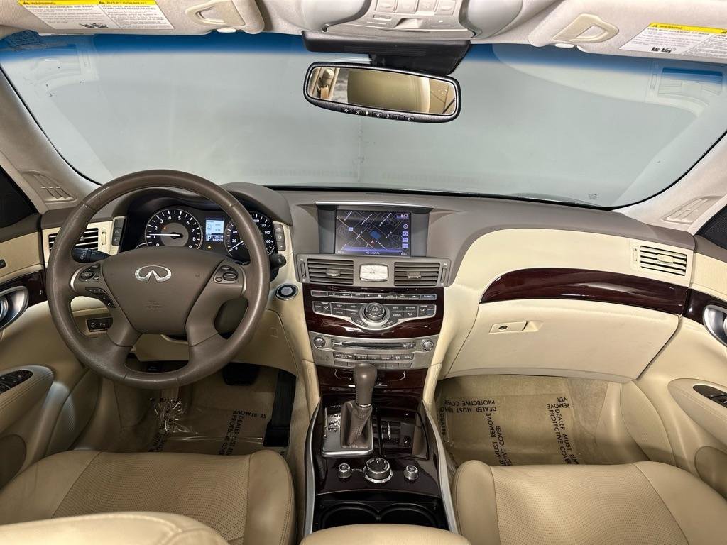 Used 2013 INFINITI M37 37x w/ Premium Pkg image 12