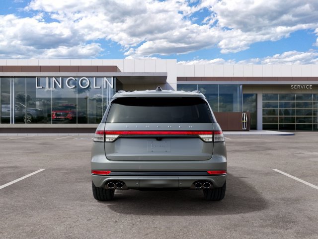 New 2027 Lincoln Aviator AWD image 7