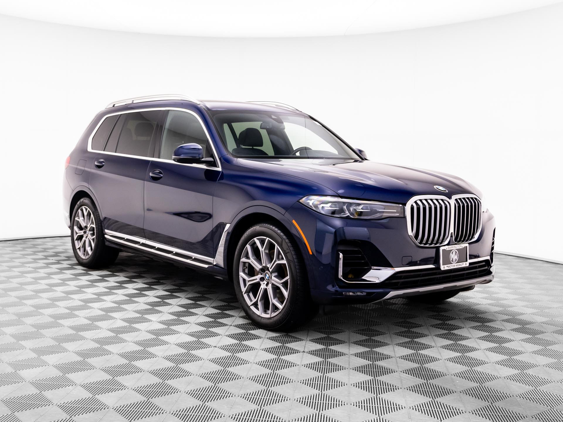 Used 2021 BMW X7 xDrive40i w/ Executive Package 2 AWD/4WD image 9