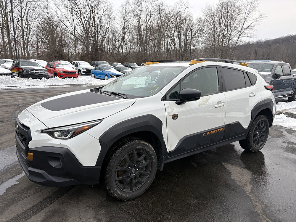 Used 2024 Subaru Crosstrek 2.5i Wilderness AWD/4WD image 2