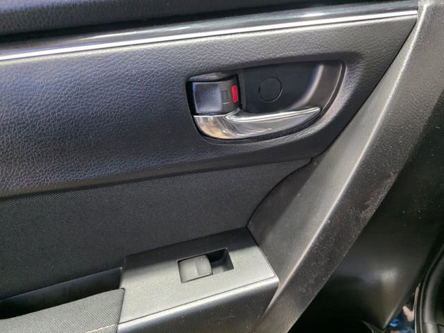 Used 2019 Toyota Corolla LE image 27