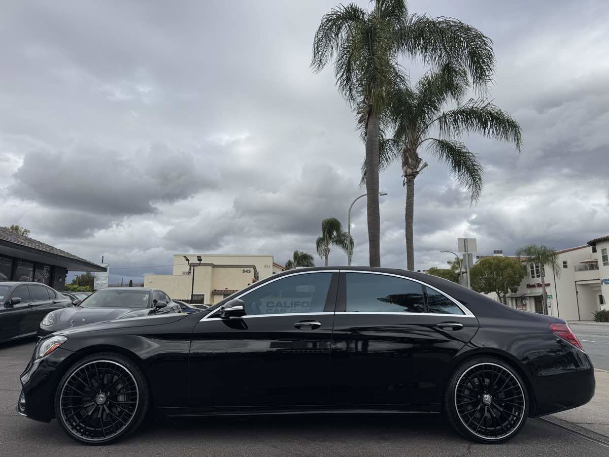 Used 2018 Mercedes-Benz S 450 Sedan image 2