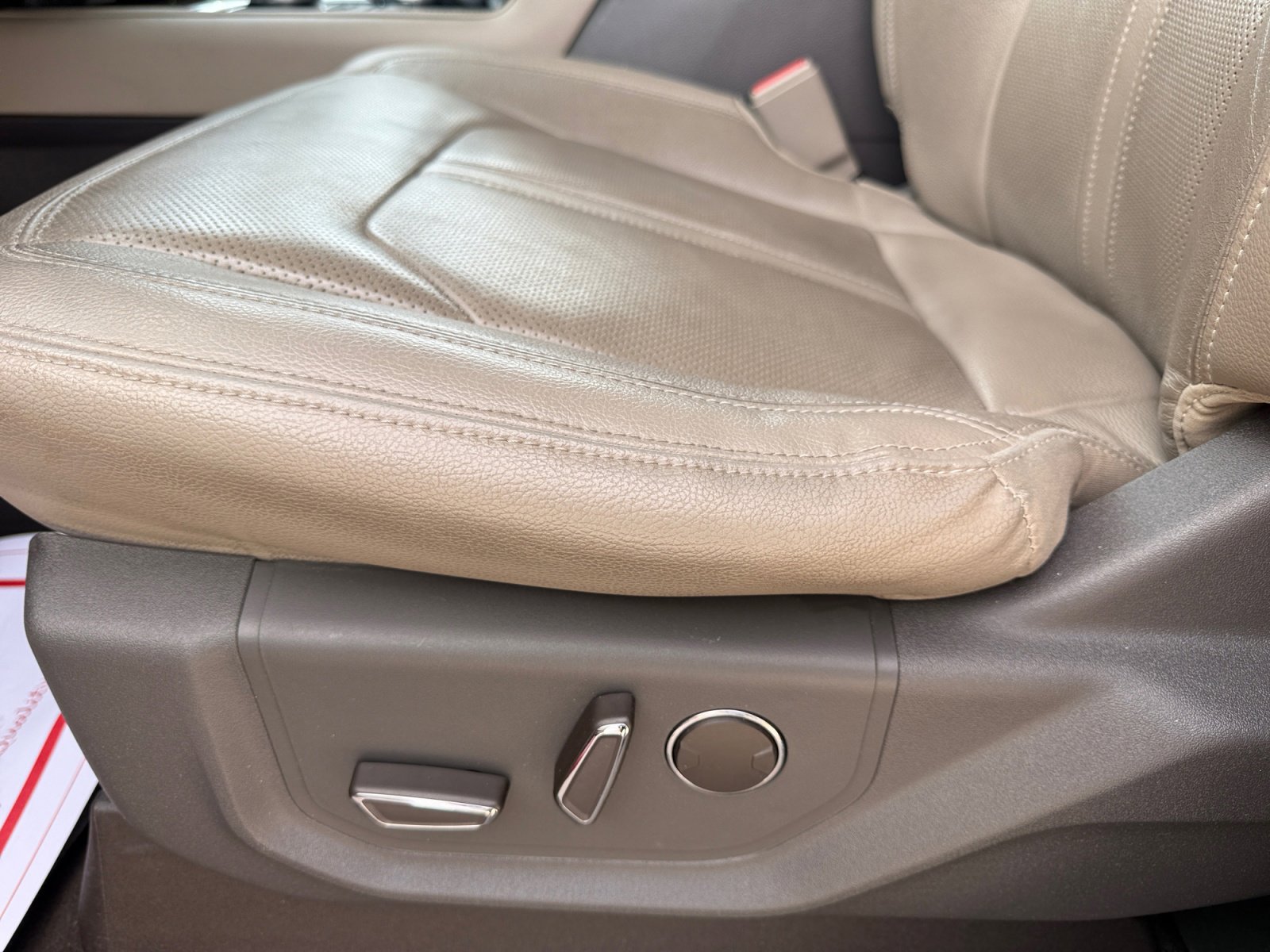 Used 2019 Ford Expedition Limited w/ Equipment Group 302A image 20