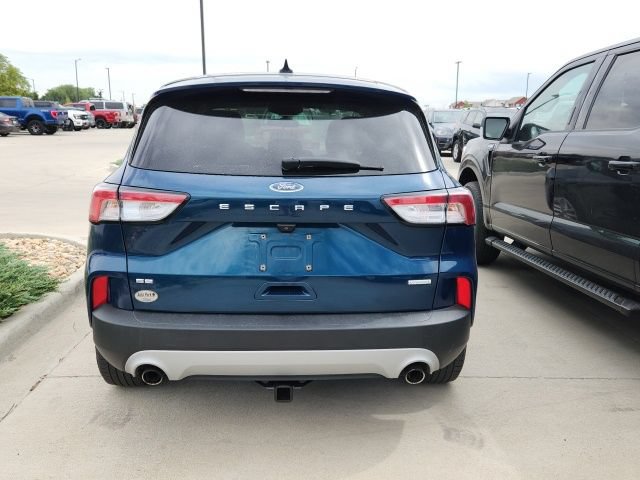 Used 2020 Ford Escape SE FWD image 3