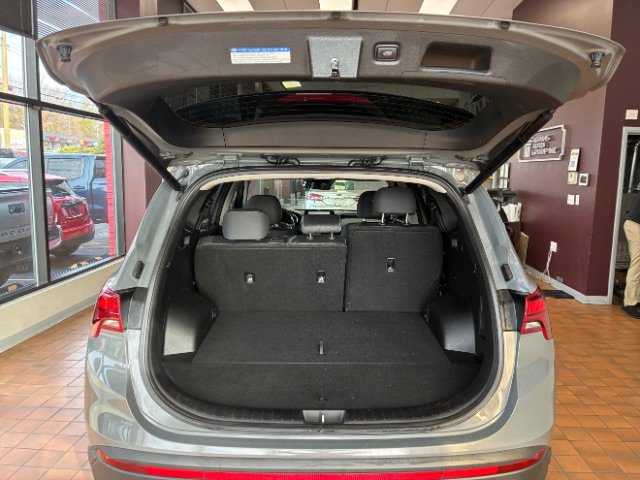 Used 2022 Hyundai Santa Fe XRT FWD image 12