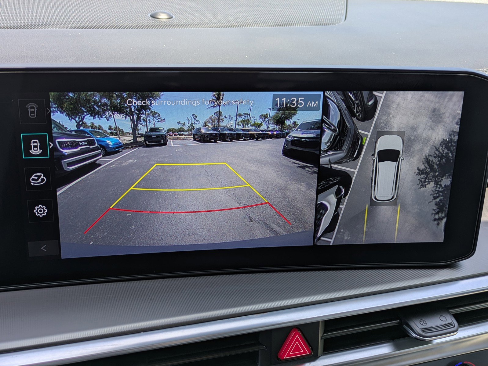 Certified 2025 Kia Sorento SX image 26