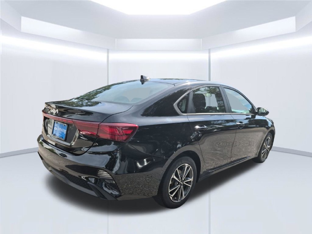 Used 2023 Kia Forte LXS FWD image 6