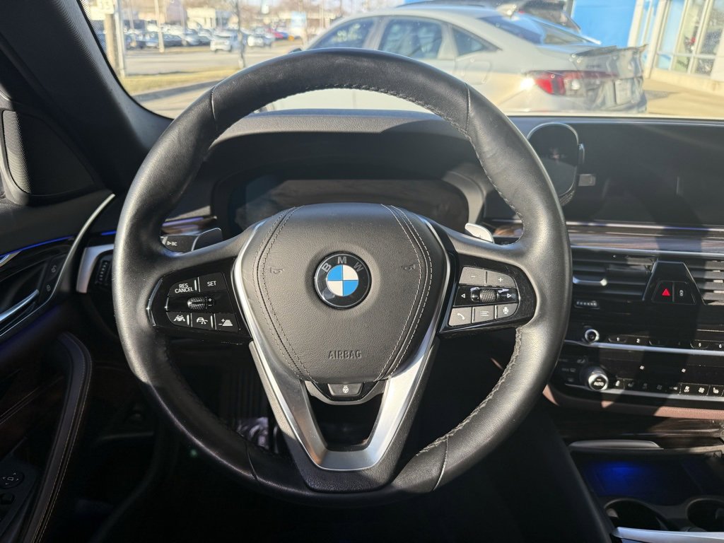 Used 2020 BMW 530i xDrive w/ M Sport Package image 19