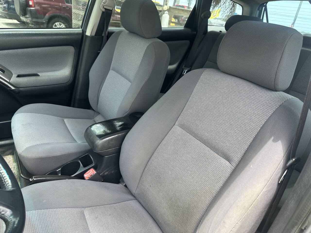 Used 2005 Toyota Matrix image 20