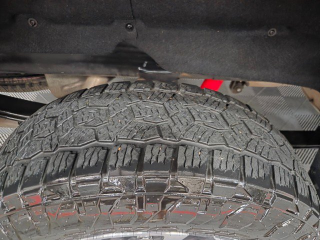 Used 2022 GMC Sierra 1500 AT4 w/ AT4 Premium Package image 92