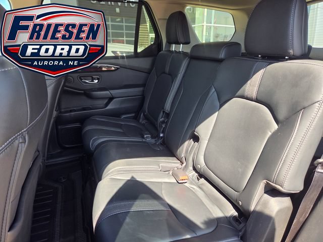 Used 2025 Honda Pilot EX-L image 25