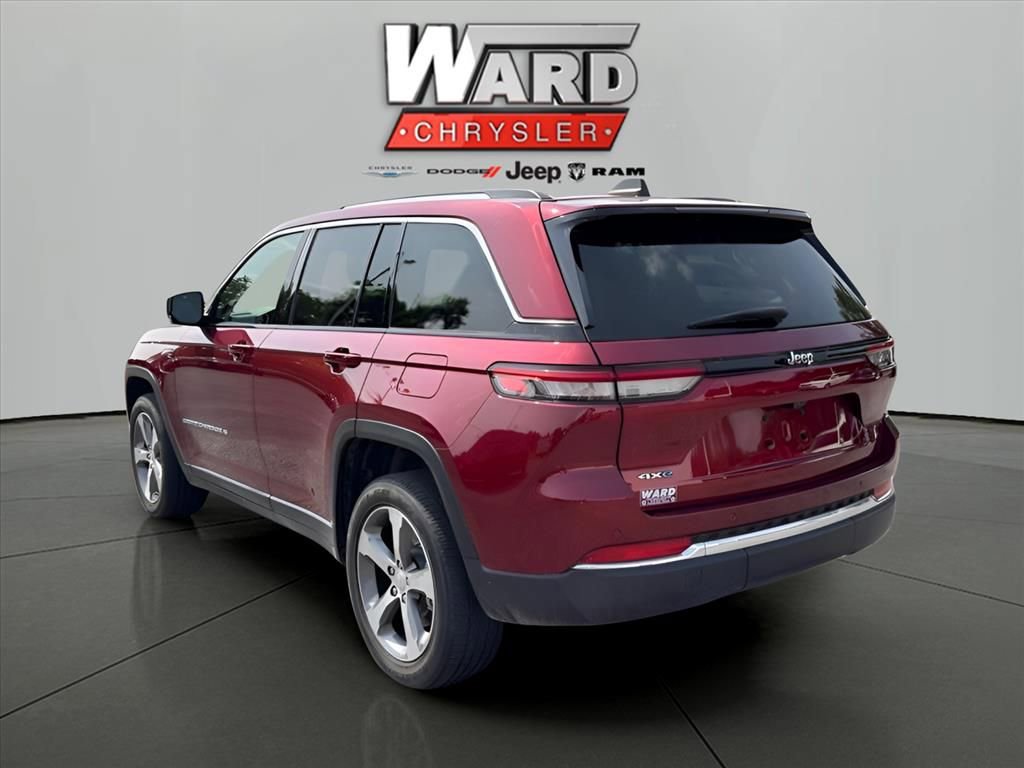 Used 2023 Jeep Grand Cherokee 4WD 4xe image 5