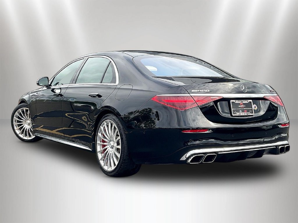 Used 2025 Mercedes-Benz S 63 AMG S w/ Rear Seat Package image 4
