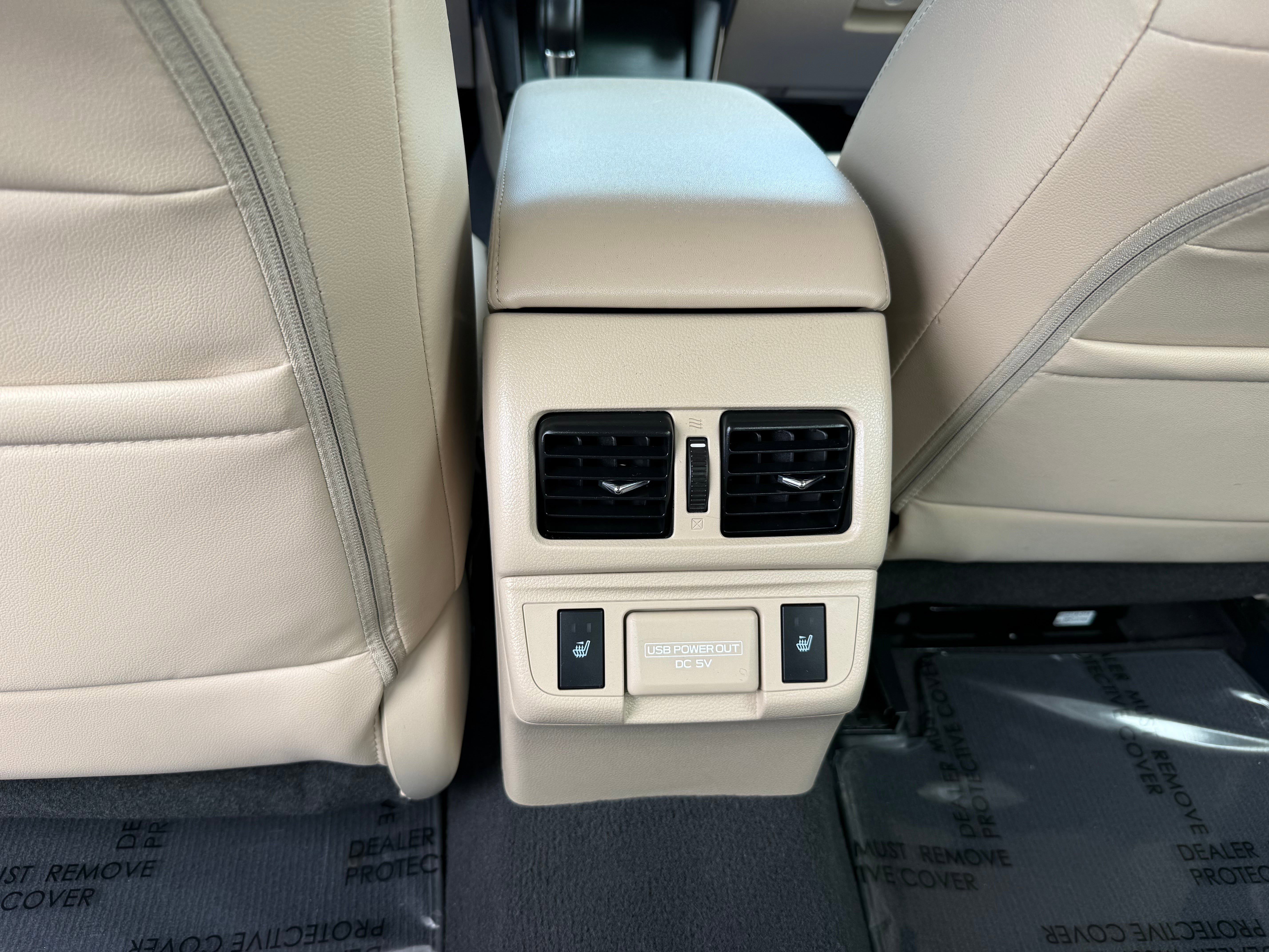 Used 2018 Subaru Legacy 3.6R Limited AWD/4WD image 12