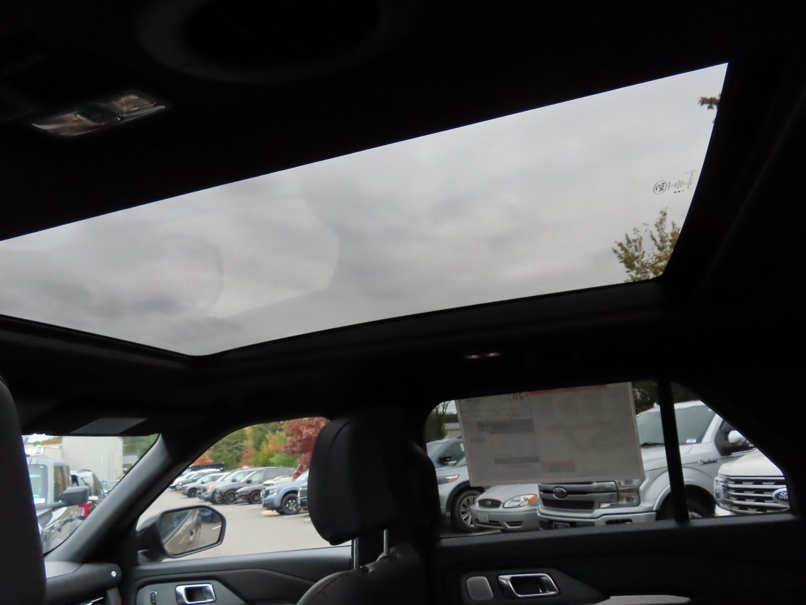 New 2026 Ford Explorer ST w/ Sun And Sound Package image 15