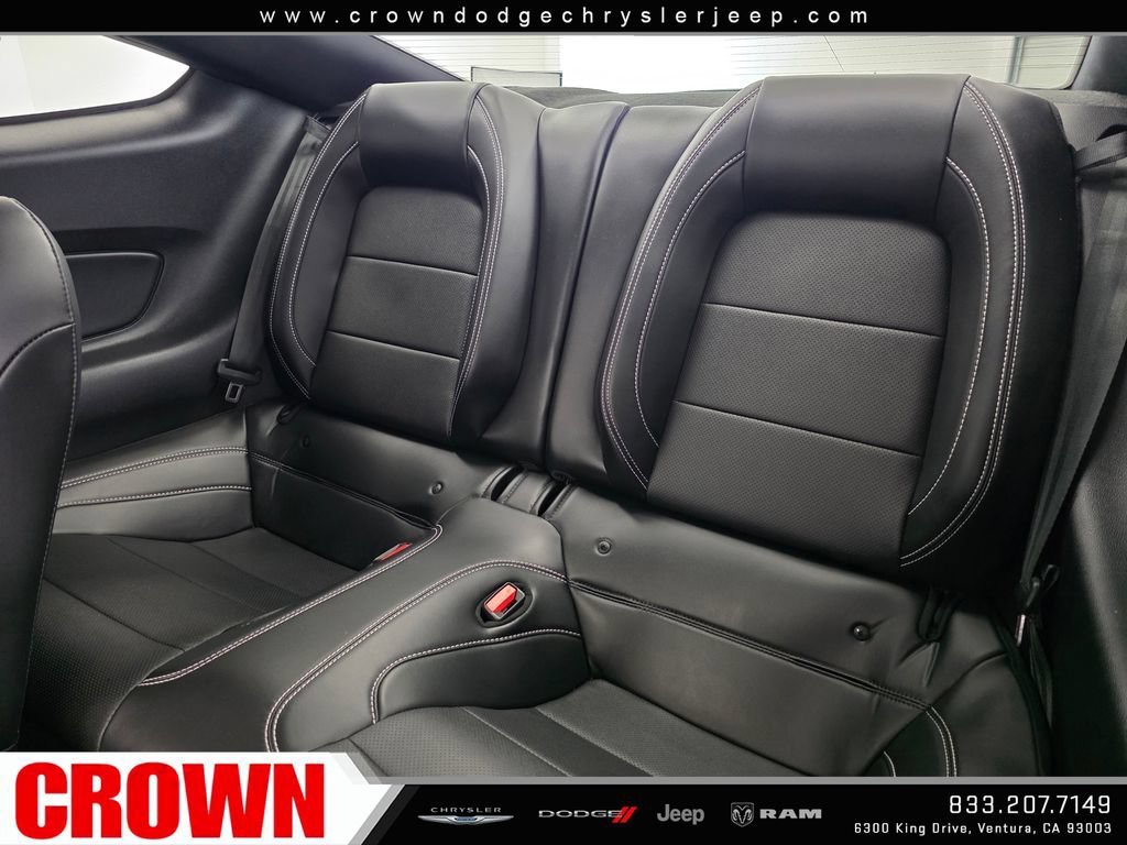 Used 2022 Ford Mustang Shelby GT500 w/ Technology Package RWD image 33