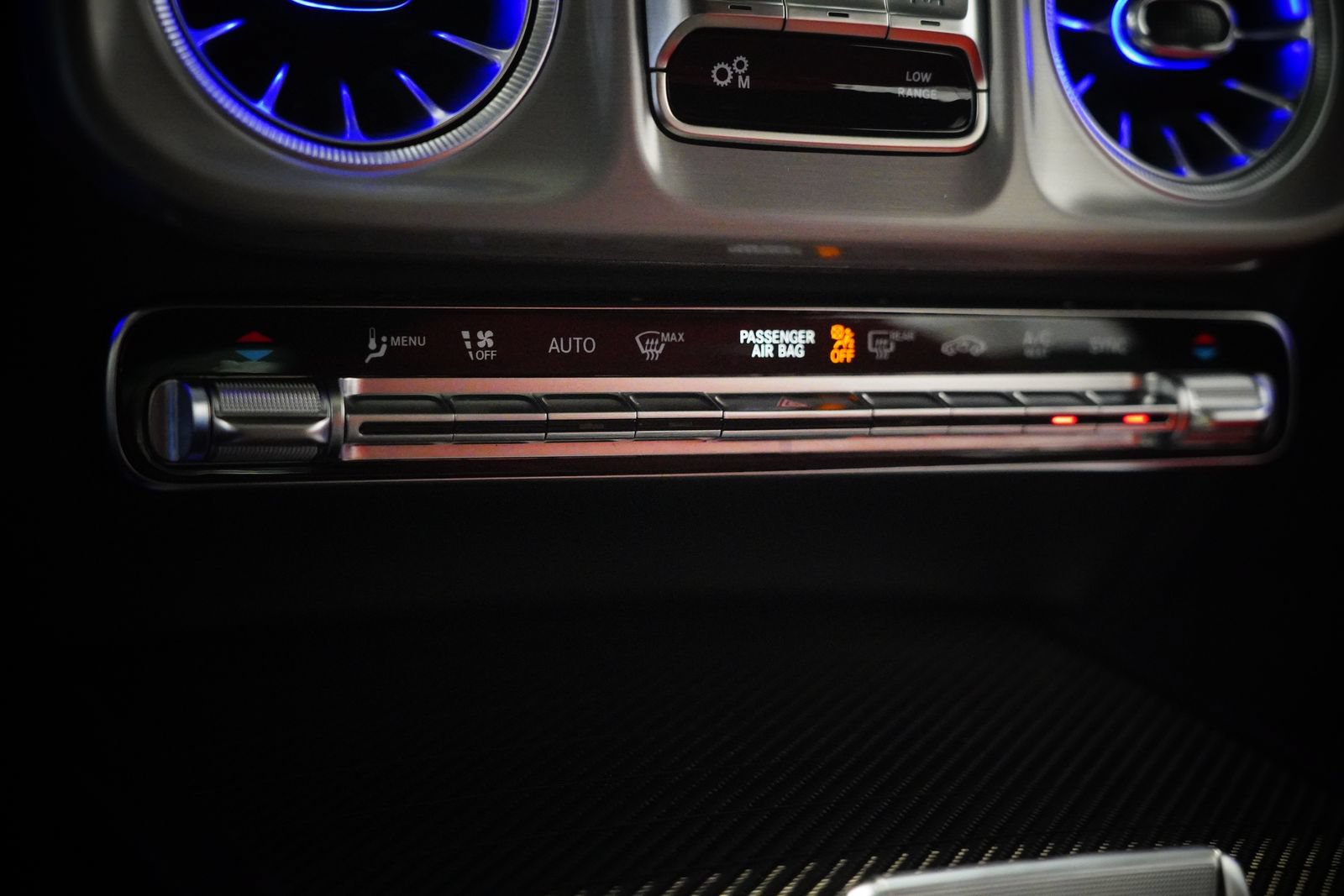Certified 2025 Mercedes-Benz G 63 AMG 4MATIC image 28