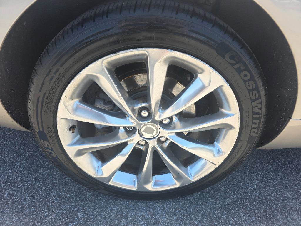 Used 2014 Cadillac XTS Luxury w/ Driver Awareness Package AWD/4WD image 17