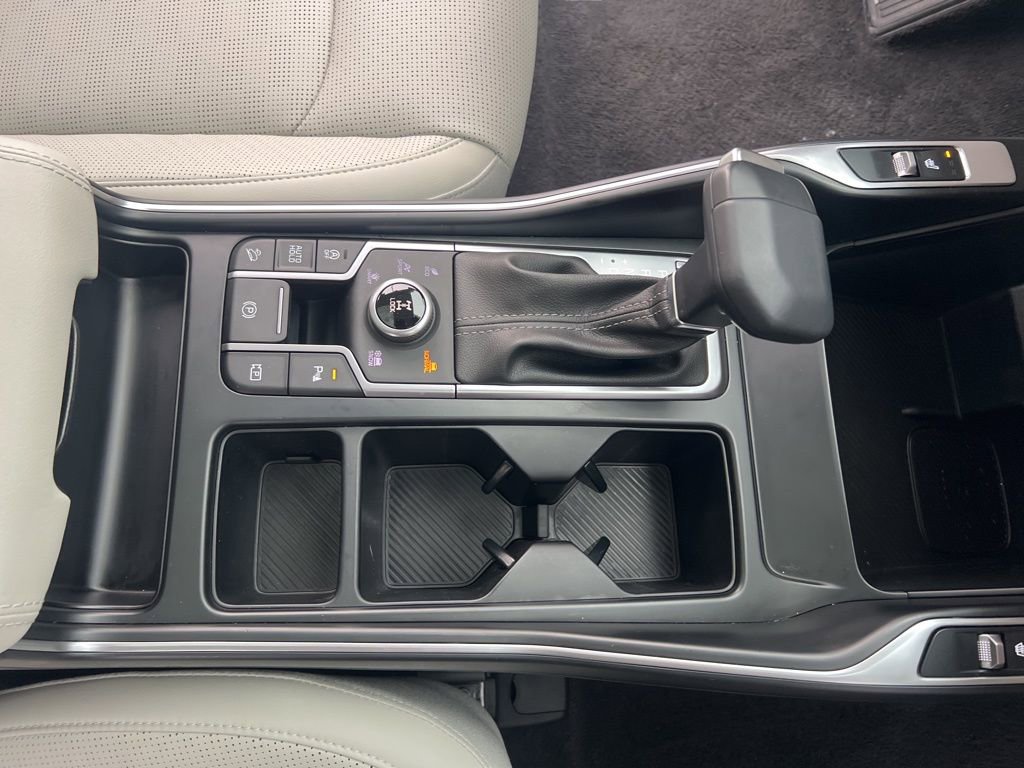 Certified 2025 Kia Sorento X-Line EX image 24