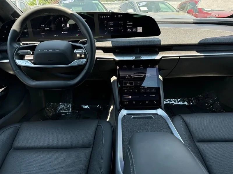 Used 2023 Lucid Air Pure AWD/4WD image 20