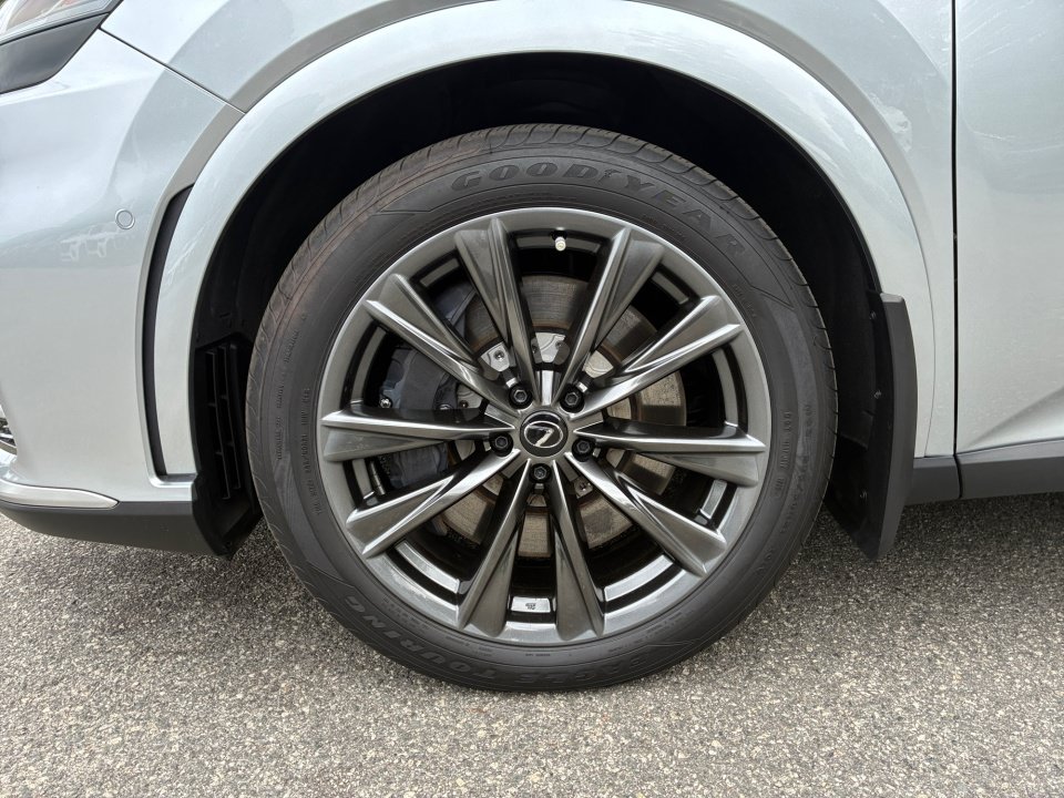 Used 2023 Lexus RX 350 F Sport w/ Cold Area Package AWD/4WD image 31