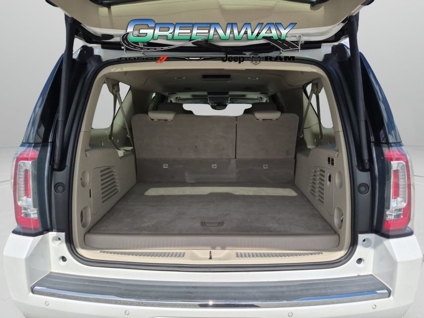 Used 2019 GMC Yukon XL Denali w/ Denali Ultimate Package RWD image 5